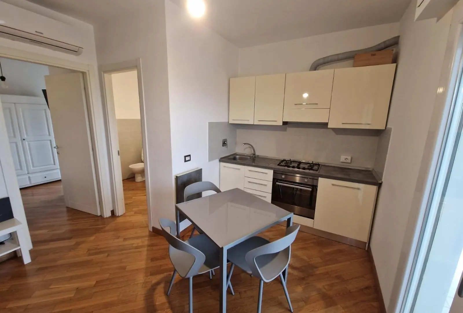Dada Apartment Fiumicino Italy
